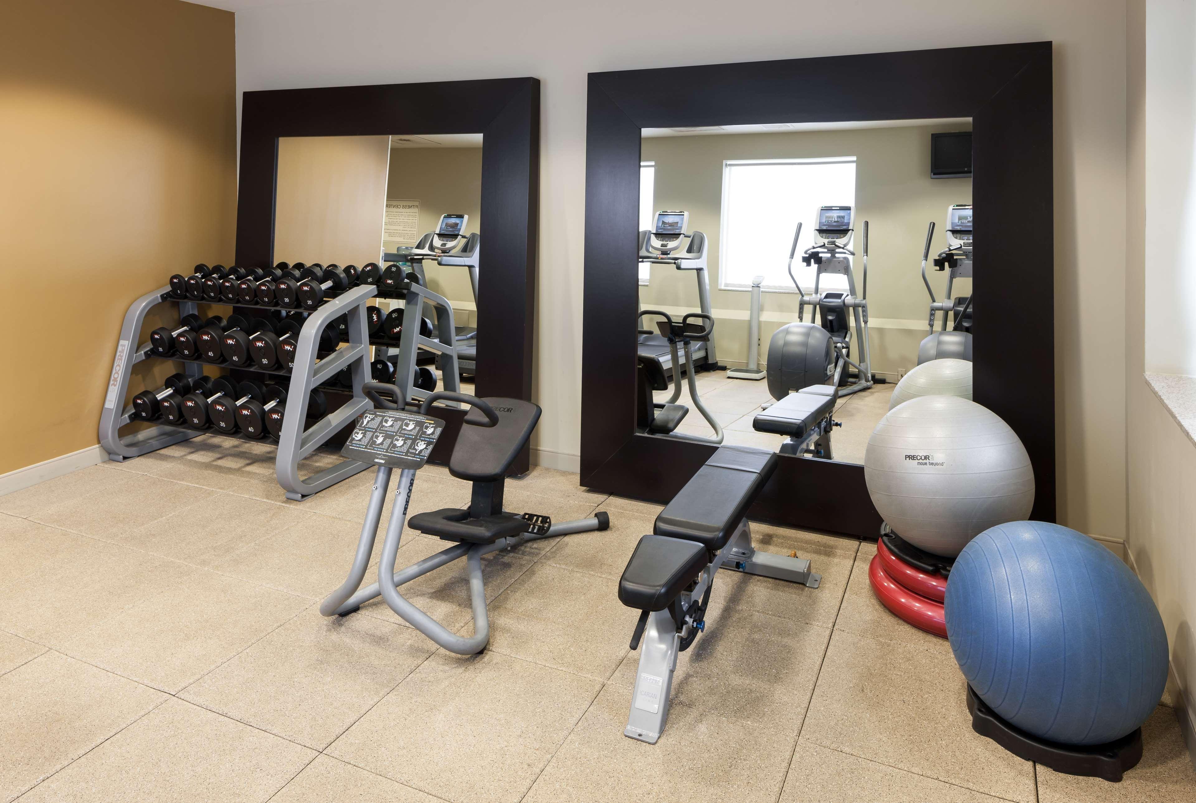 Embassy Suites By Hilton Tampa Brandon Heartland Eksteriør bilde