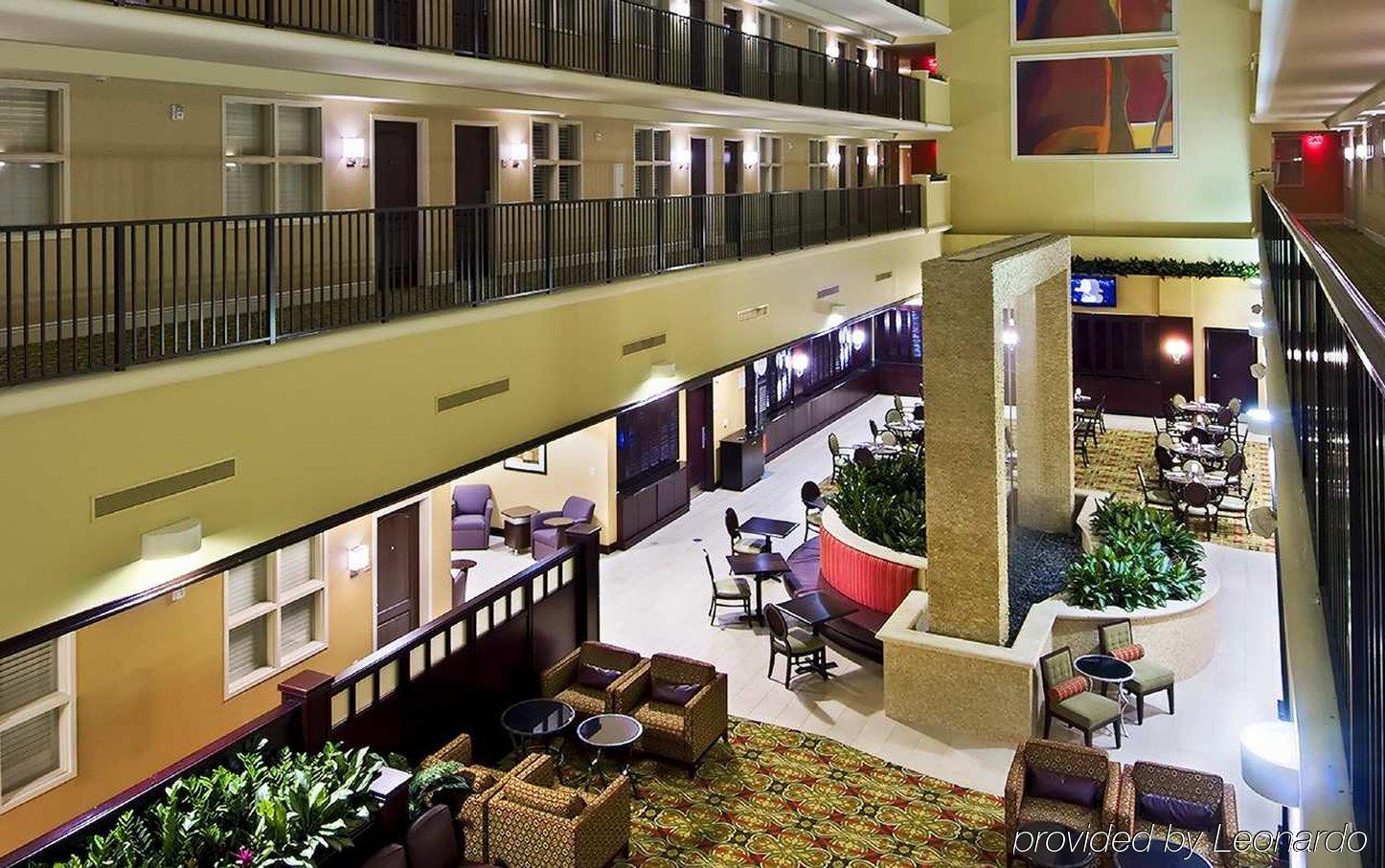 Embassy Suites By Hilton Tampa Brandon Heartland Eksteriør bilde